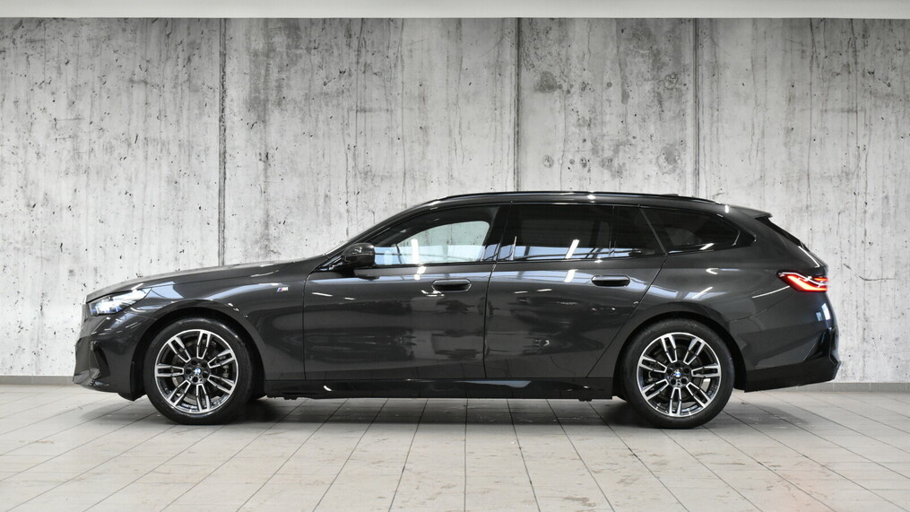 BMW Serii 5, 520