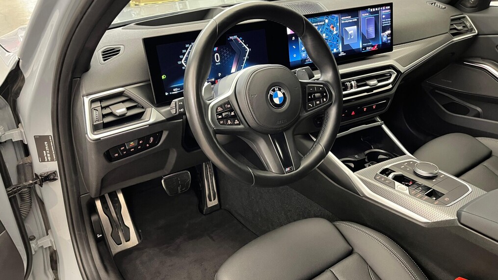 BMW Serii 3, 320