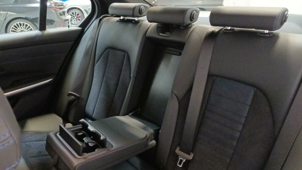 BMW Seria 3 318