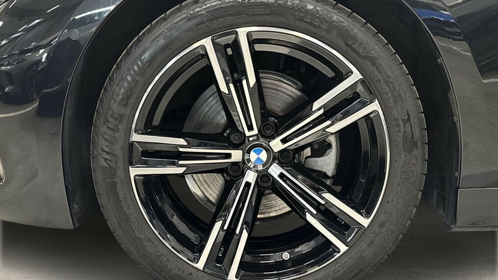 BMW Serii 3, 320