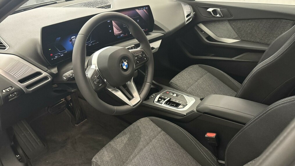BMW Serii 1, 118