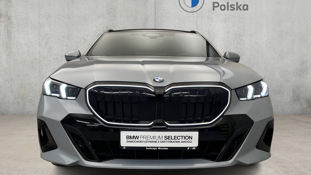 BMW Serii 5, 520