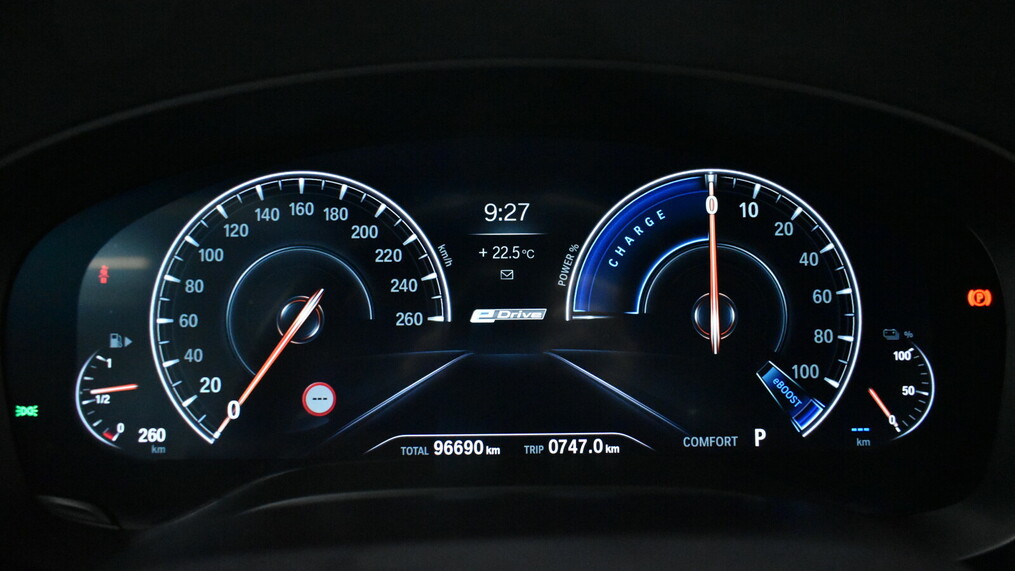 BMW Seria 5, 530