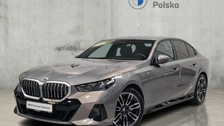 BMW Serii 5, 520