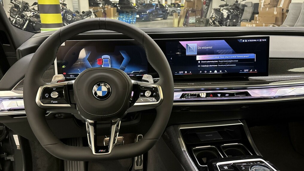 BMW Seria 7, 740