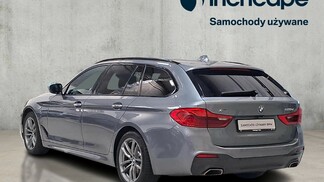 BMW Serii 5, 520