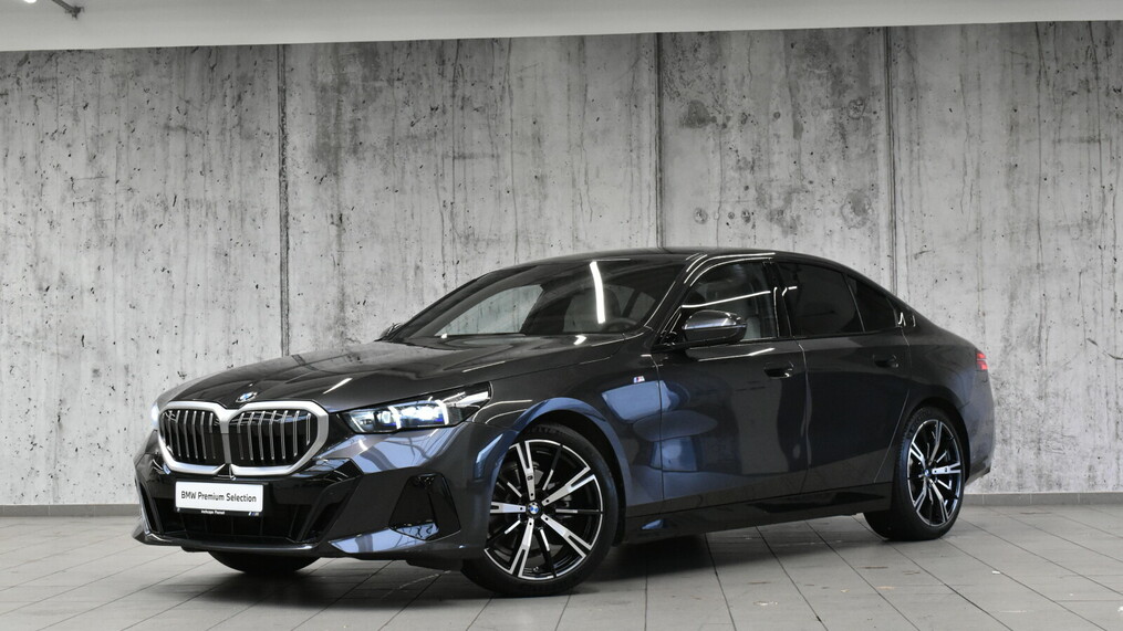 BMW Serii 5, 520