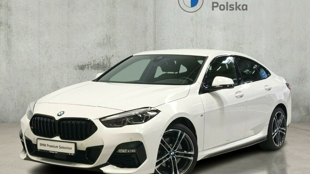BMW Serii 2, 218