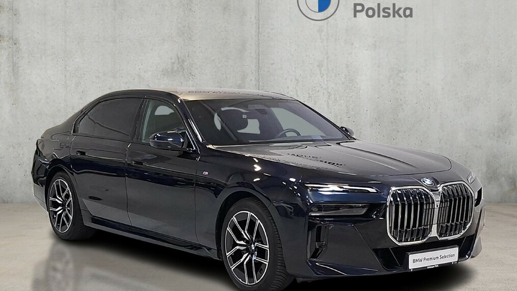 BMW Serii 7, 740
