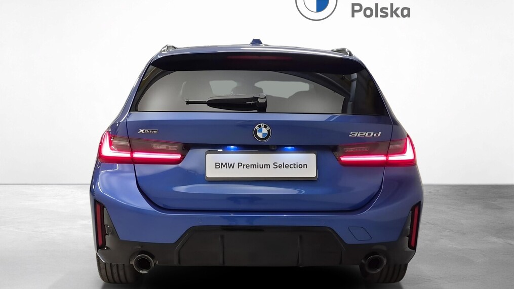 BMW Serii 3, 320