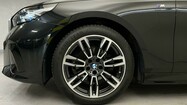 BMW Serii 5, 520