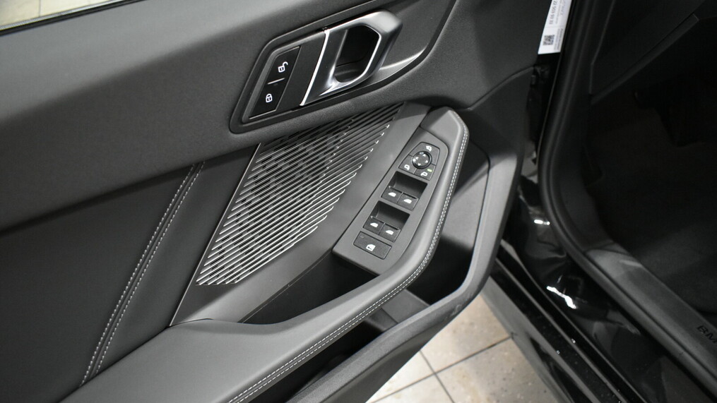 BMW Seria 1 118