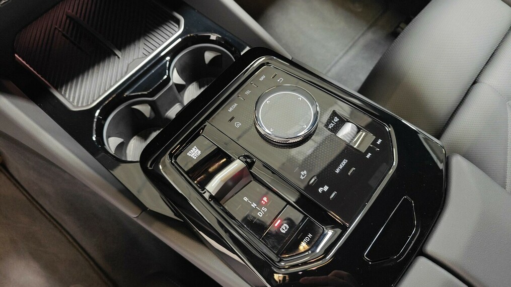 BMW Seria 5, 520