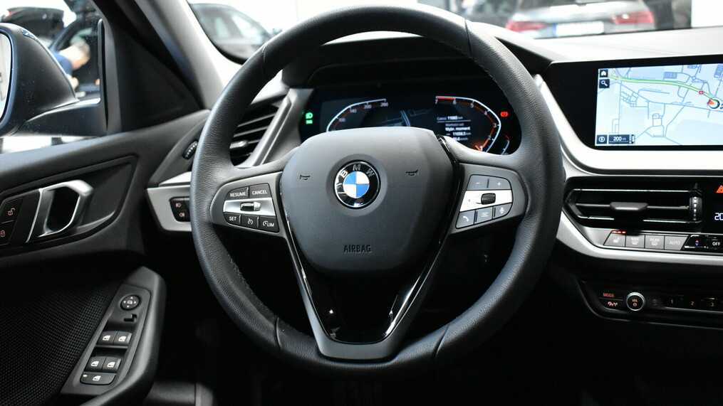 BMW Serii 1, 118