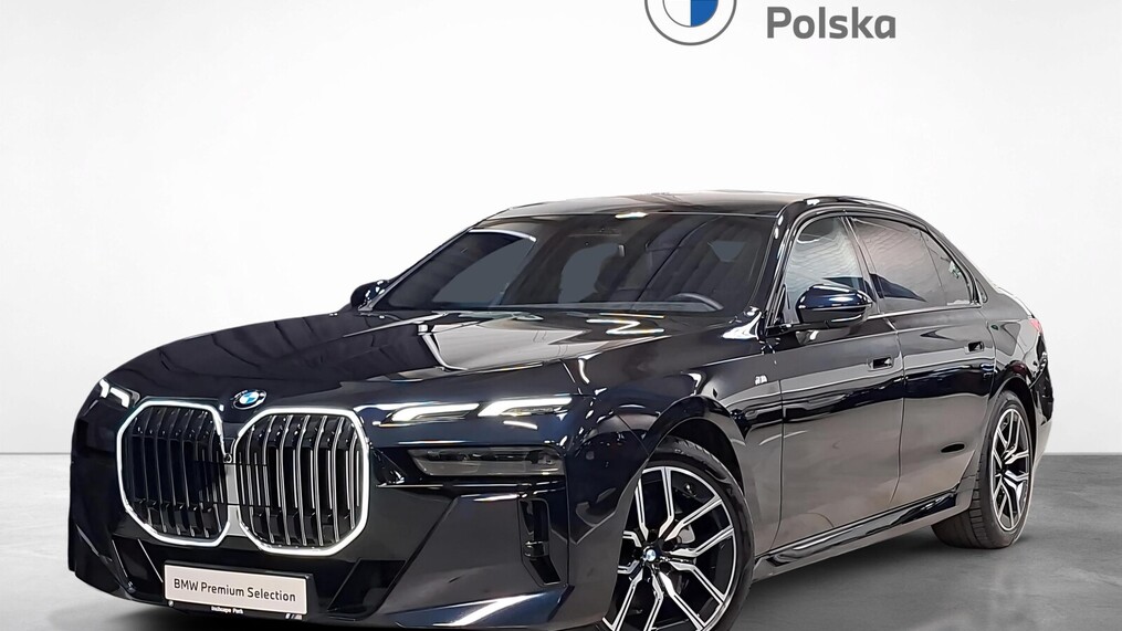 BMW Serii 7, 740