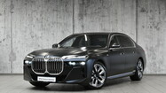 BMW Serii 7, 740