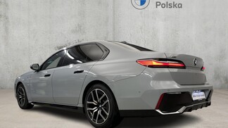 BMW Serii 7, 740