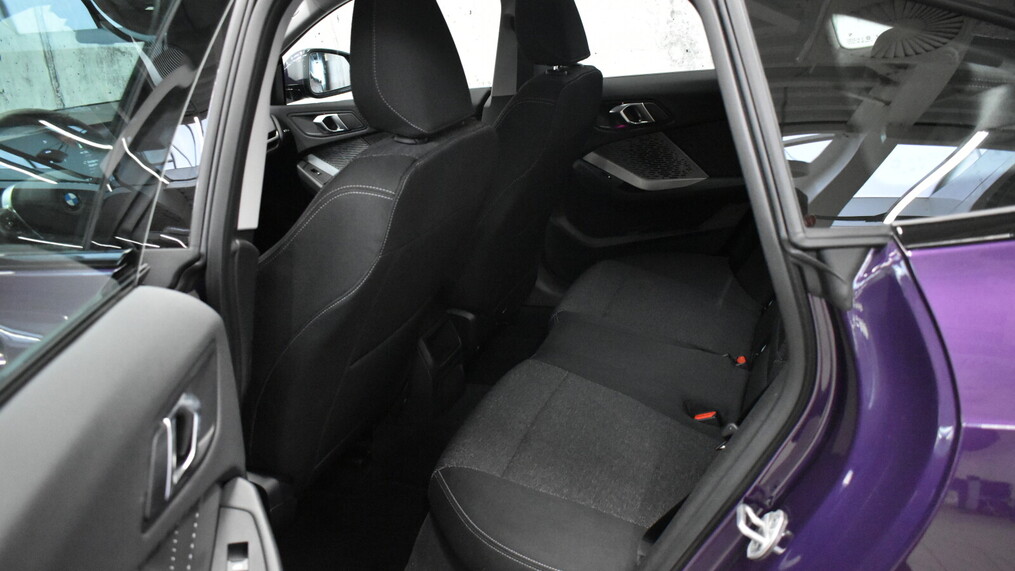 BMW Serii 2, 220