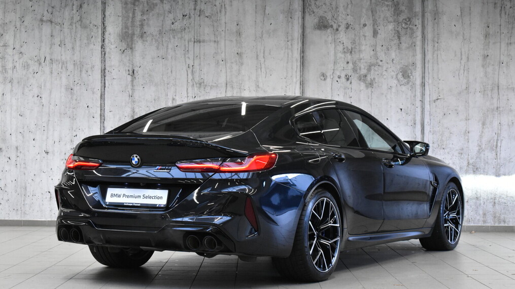 BMW M8