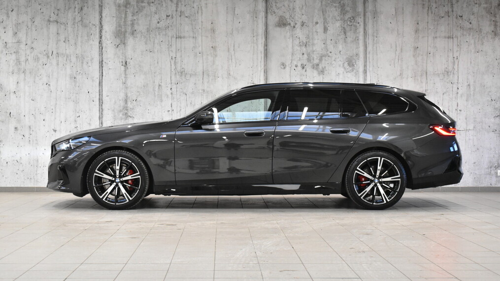 BMW Serii 5, 520