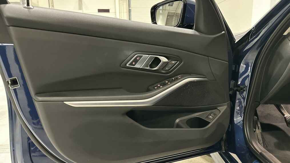 BMW Seria 3 318