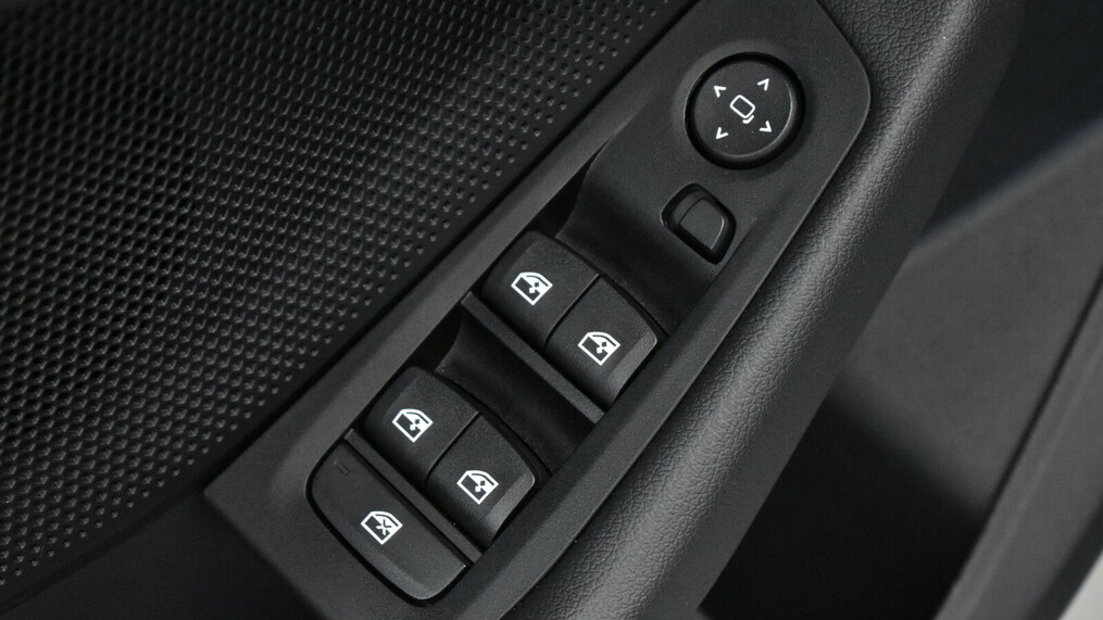 BMW Serii 1, 118