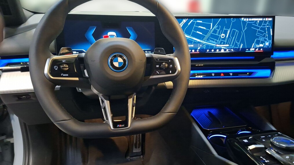 BMW Serii 5, 550