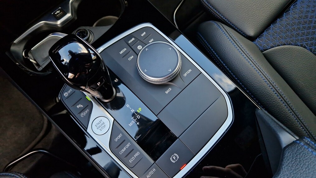 BMW Seria 2 218