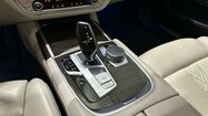 BMW Seria 7 730