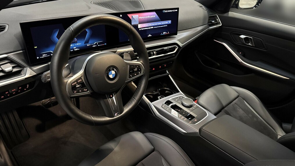 BMW Serii 3, 320