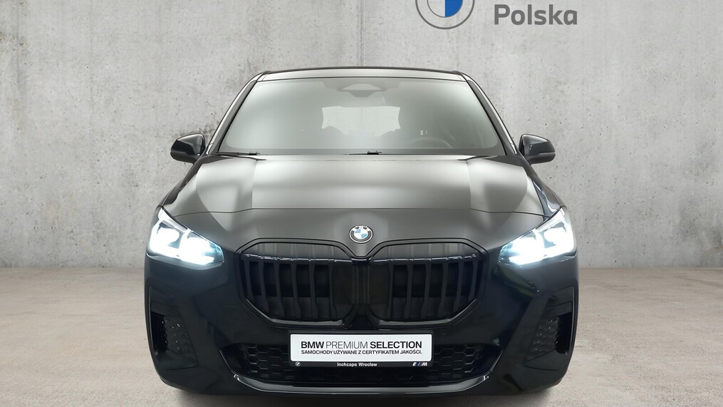 BMW Serii 2, 218