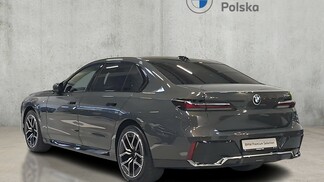 BMW Serii 7, 740
