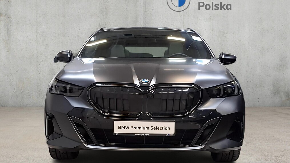 BMW Serii 5, 520