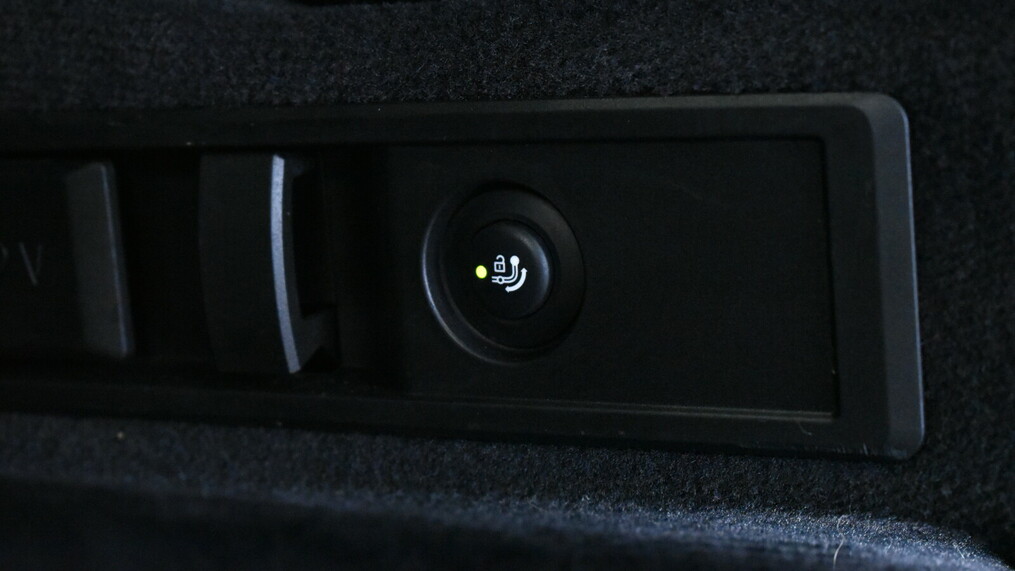 BMW Serii 3, 320