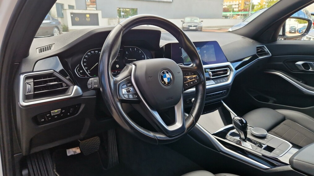 BMW Seria 3 318