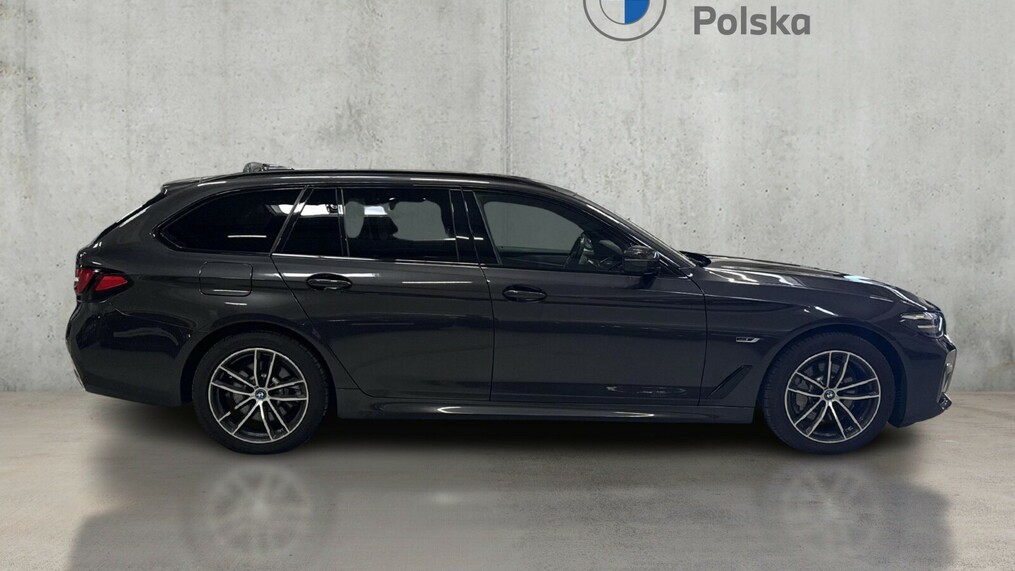 BMW Serii 5, 530