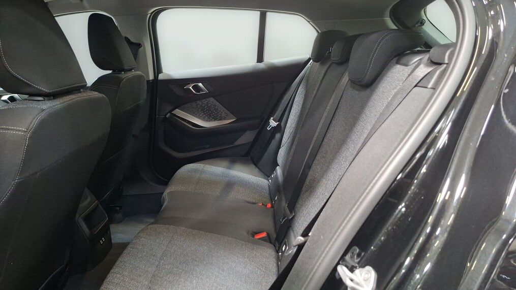 BMW Serii 1, 118