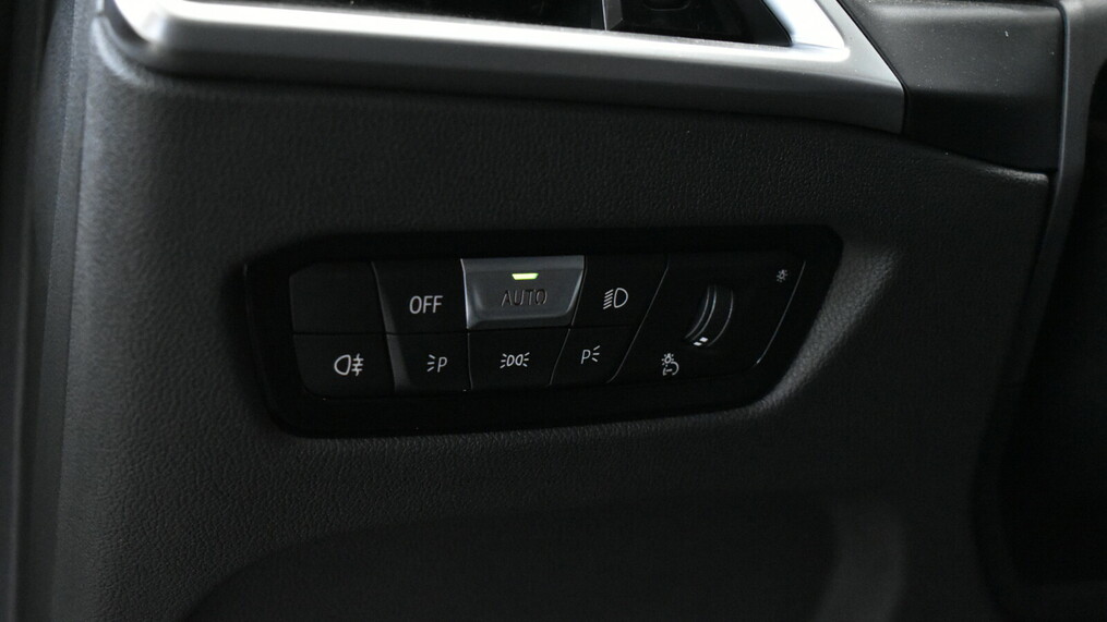 BMW Seria 2 218