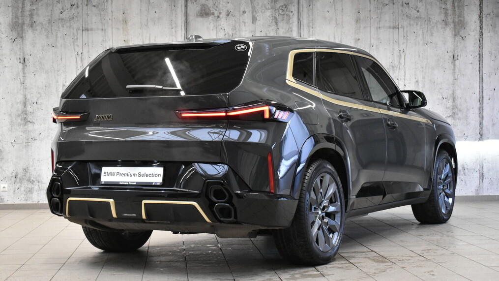 BMW XM