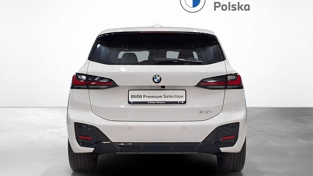 BMW Serii 2, 218