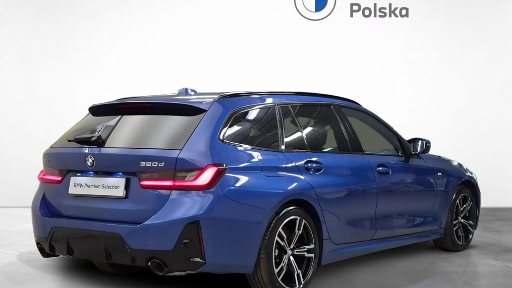 BMW Serii 3, 320