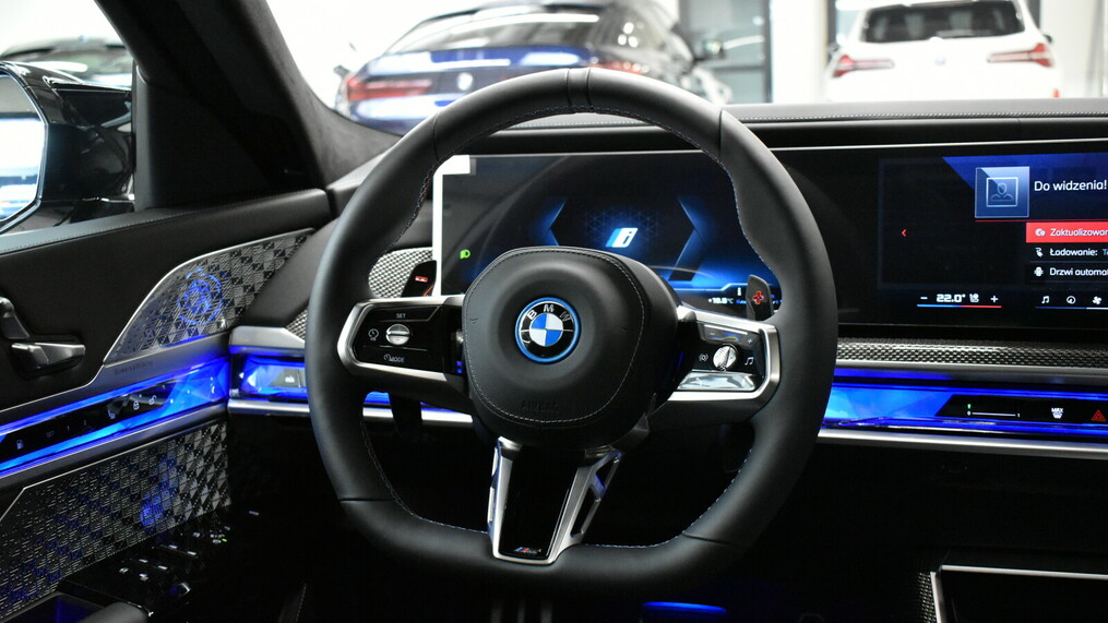 BMW Serii 7, 760