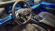 BMW Serii 7, 740