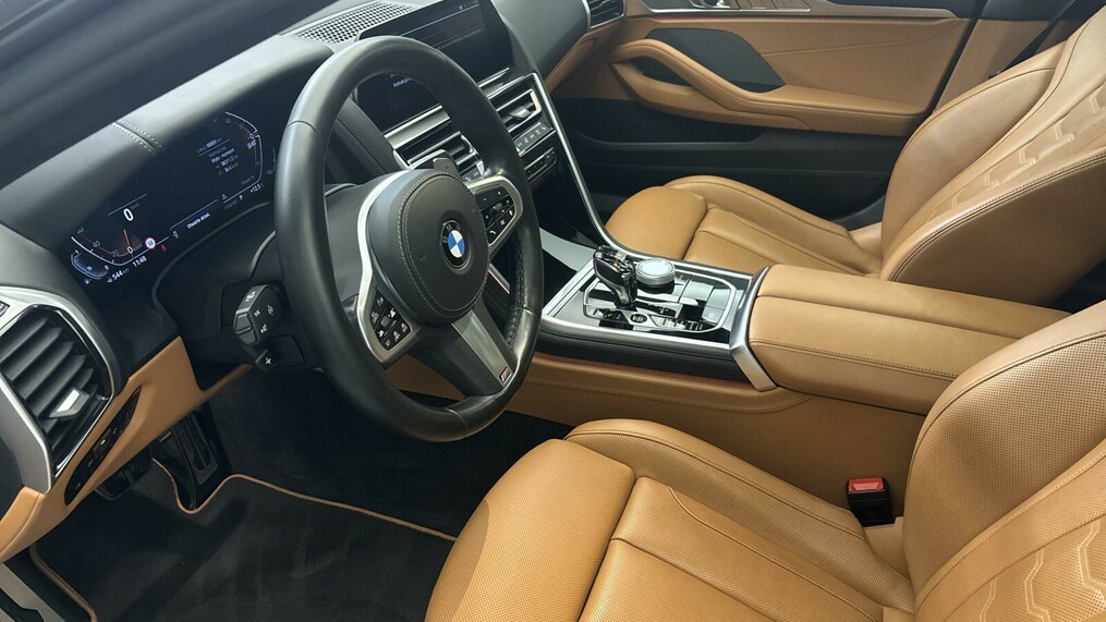 BMW Seria 8 840