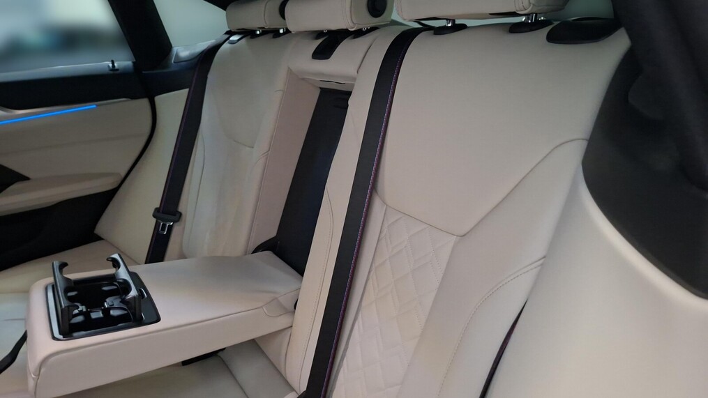 BMW Serii 4, i4