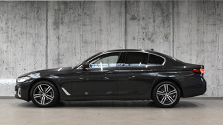 BMW Serii 5, 520