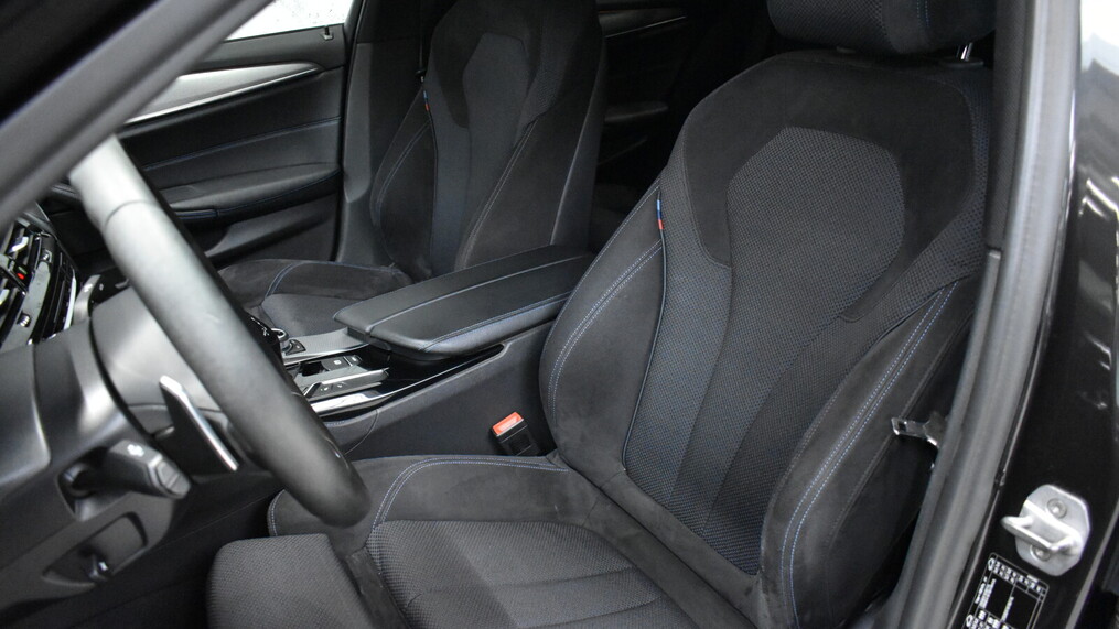 BMW Serii 5, 530
