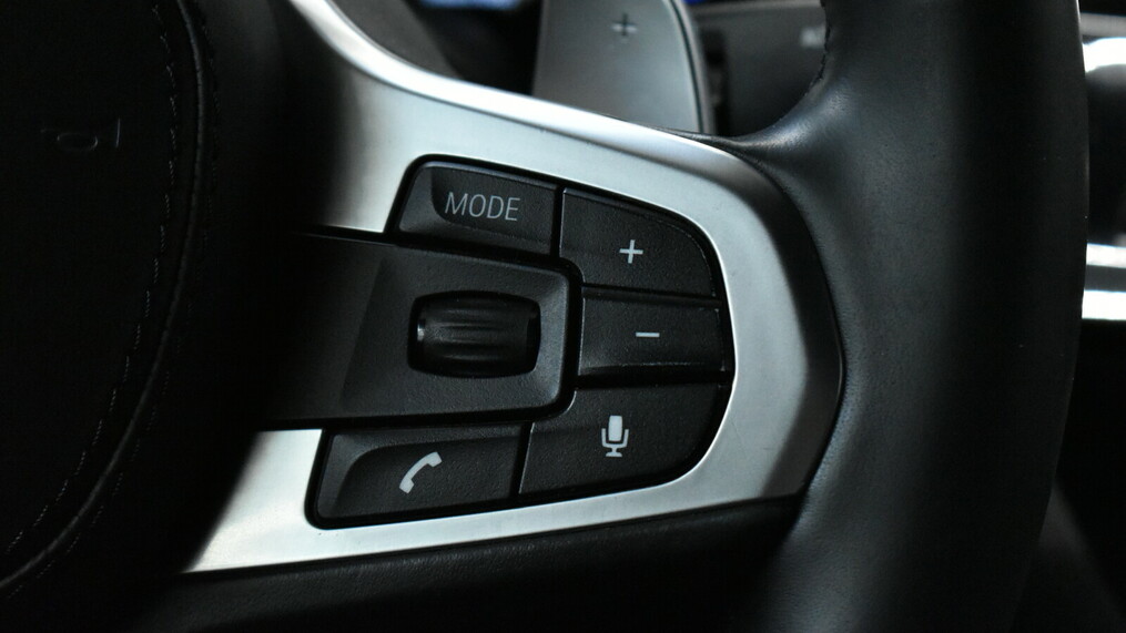 BMW Serii 5, 530