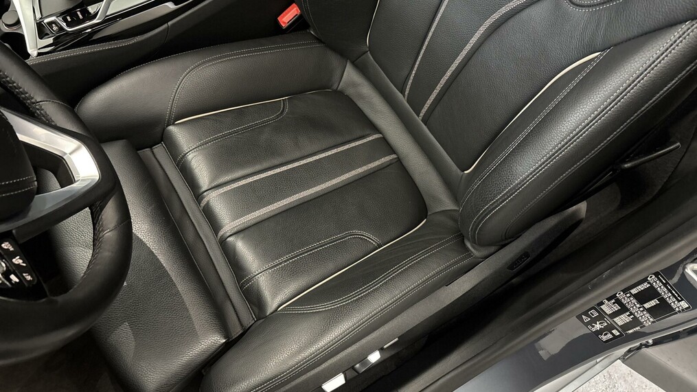 BMW Serii 5, 530