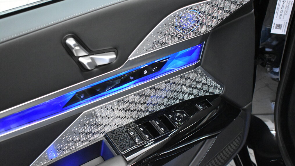 BMW Serii 7, 760